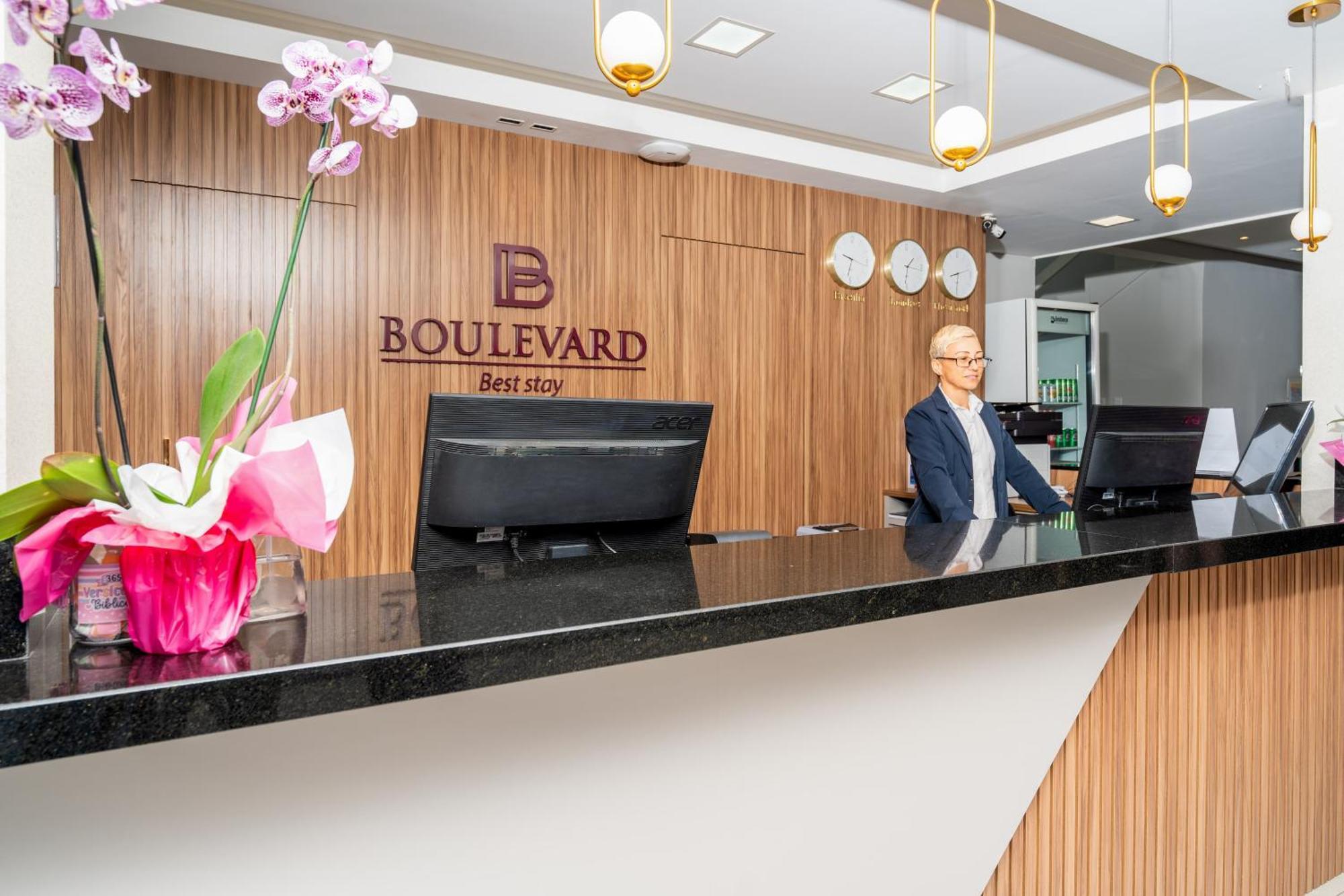 Boulevard Canasvieiras Hotel 4*
